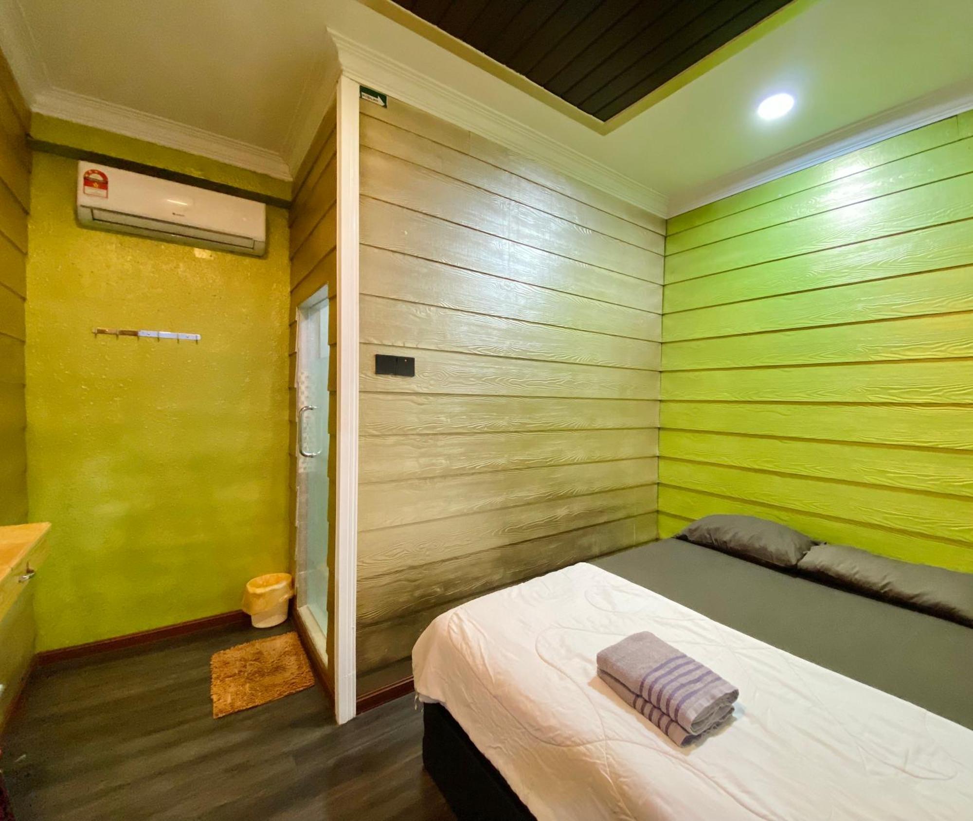 Suza Hostel Tumpat Экстерьер фото