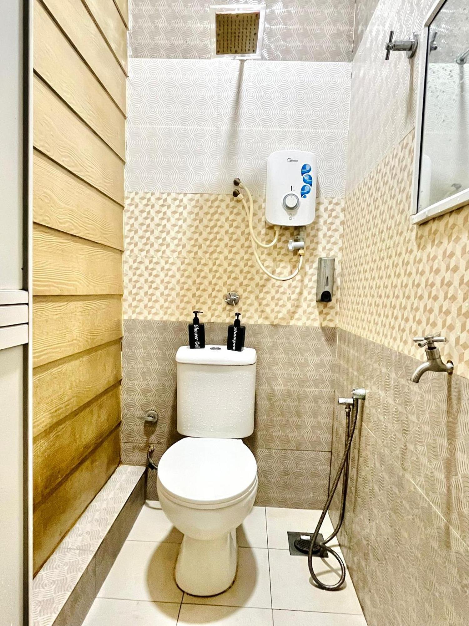 Suza Hostel Tumpat Экстерьер фото