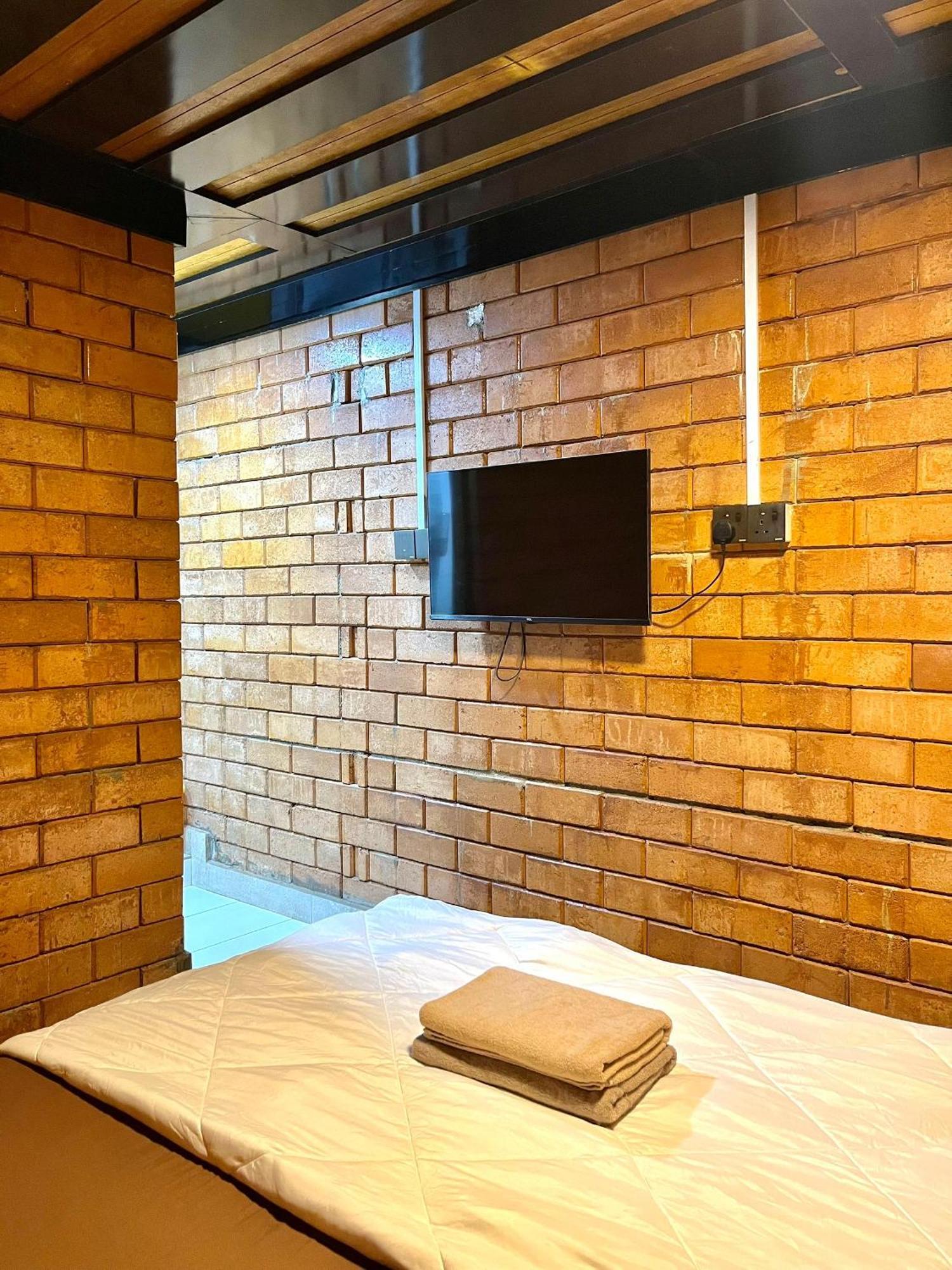 Suza Hostel Tumpat Экстерьер фото