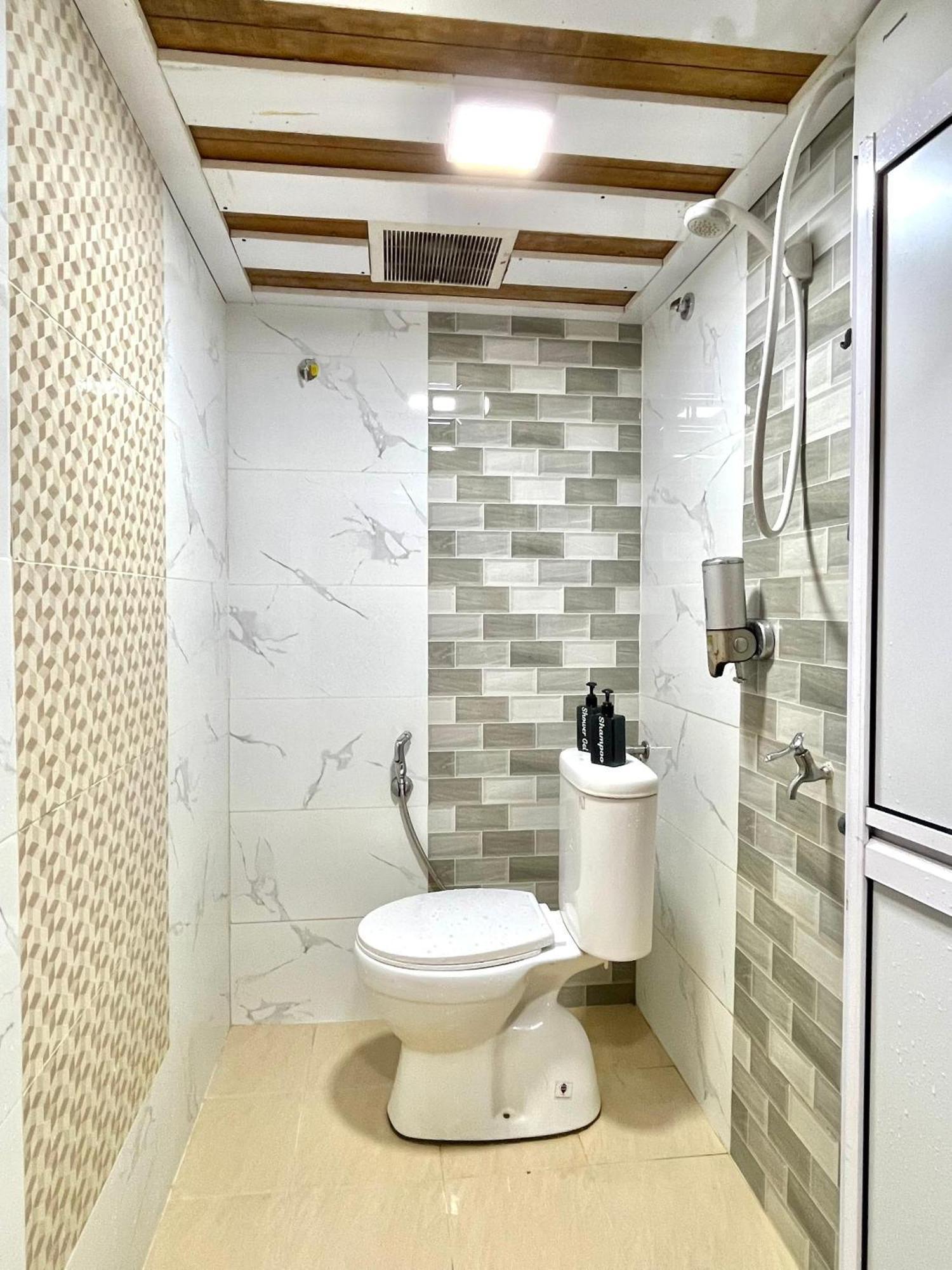 Suza Hostel Tumpat Экстерьер фото
