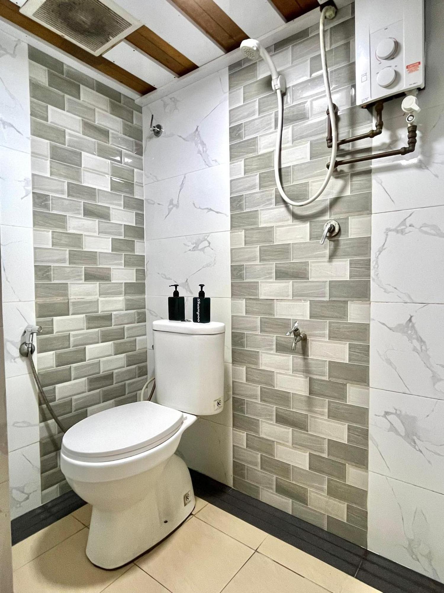 Suza Hostel Tumpat Экстерьер фото